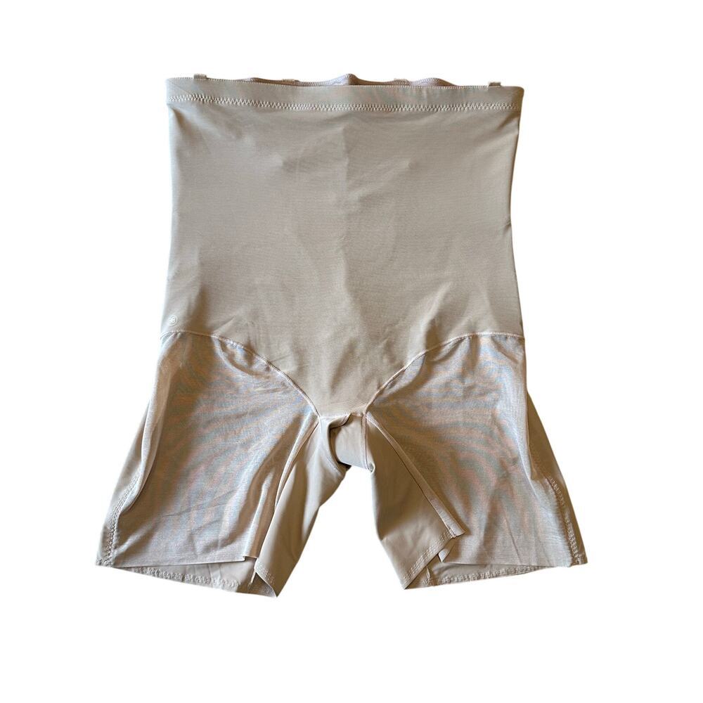 NWOT HONEYLOVE SuperPower Shorts Size‎ 2X SAND